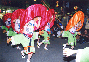 北海へそ祭りの写真