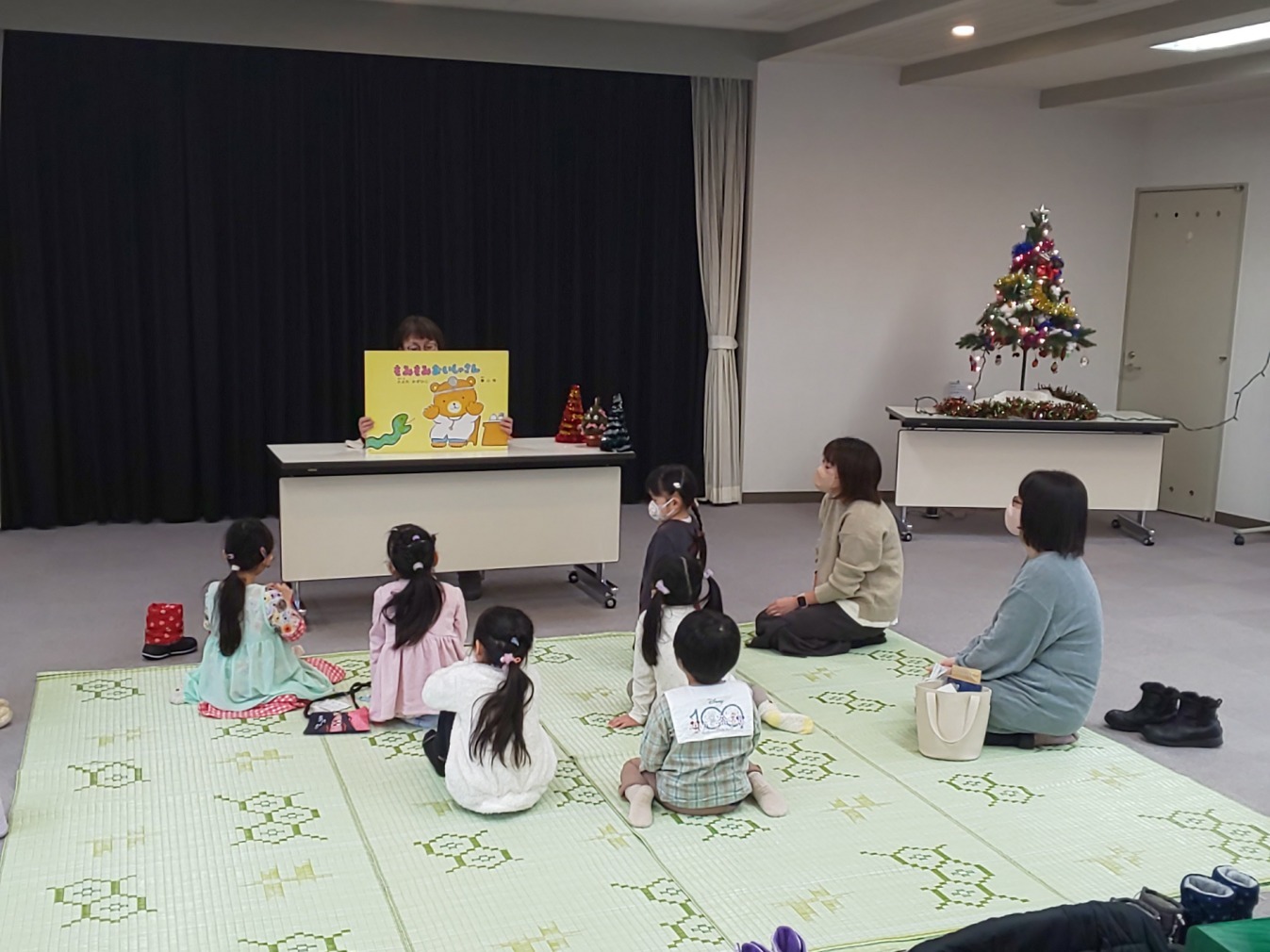 土曜日のおはなし会の写真1