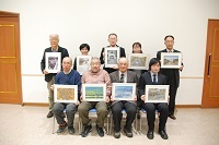 表彰式の集合写真