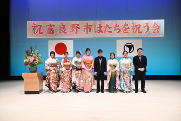 R7_はたちを祝う会 (675).JPG